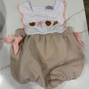 Baby girl beach bubble